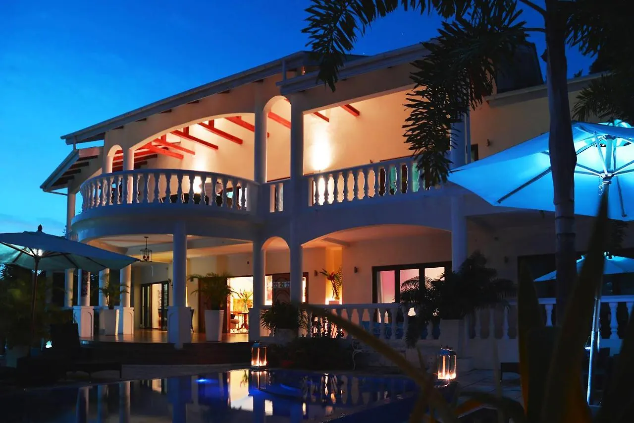 ***** Hotel Petit Amour Villa, Seychelles Victoria Seychellen