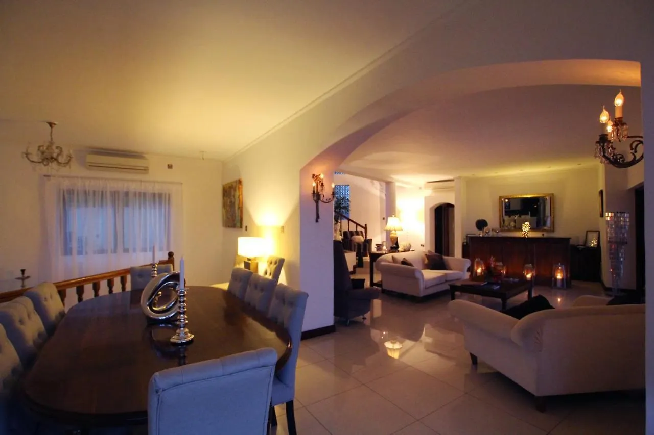 Hotel Petit Amour Villa, Seychelles Victoria